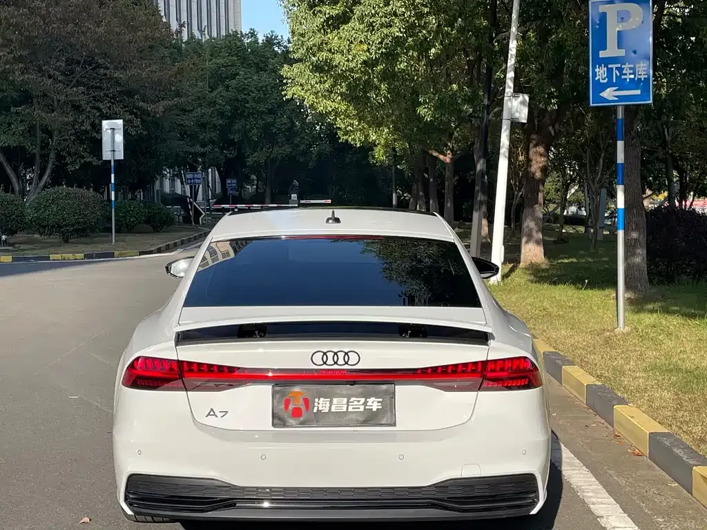 Audi A7 — фото 5