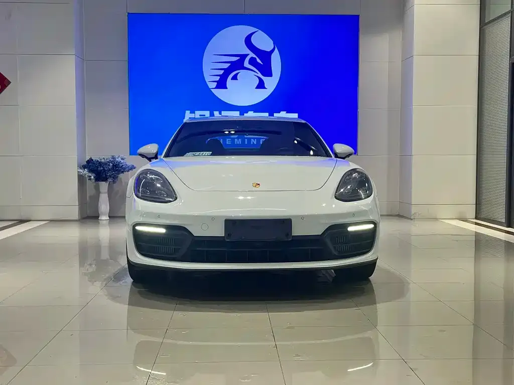 Porsche Panamera — фото 2