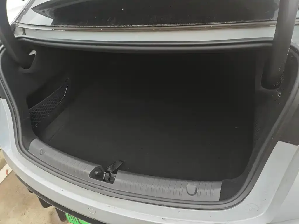 BYD Seal — фото 10