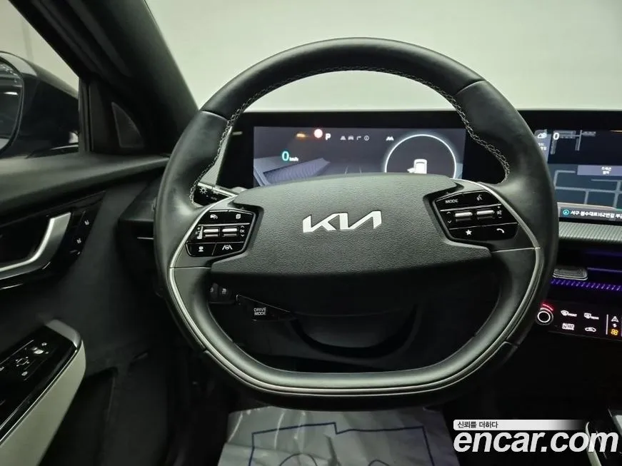 Kia EV6 — фото 10
