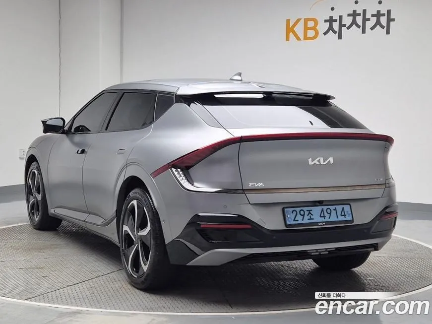 Kia EV6 — фото 2