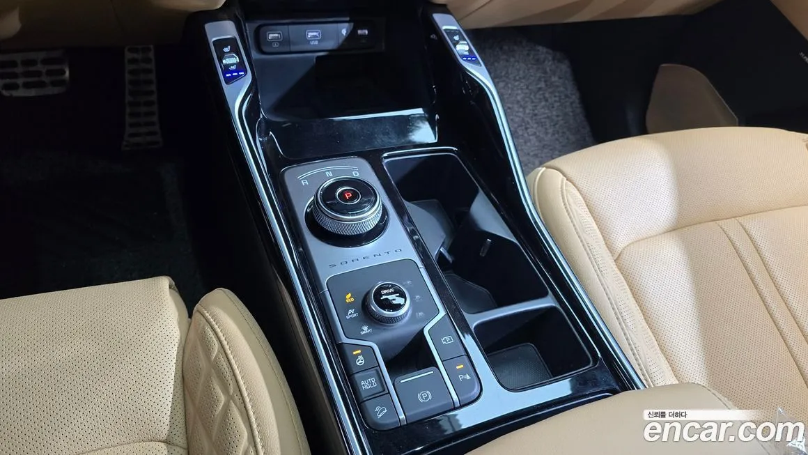 Kia Sorento — фото 9