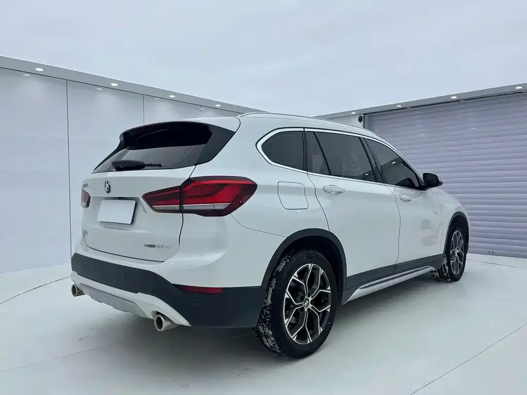 BMW X1 — фото 4