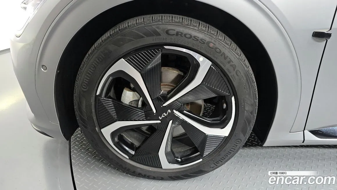 Kia EV6 — фото 5