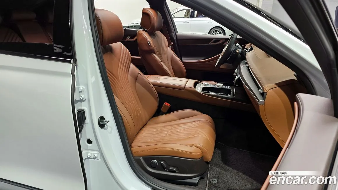 Genesis G80 — фото 10