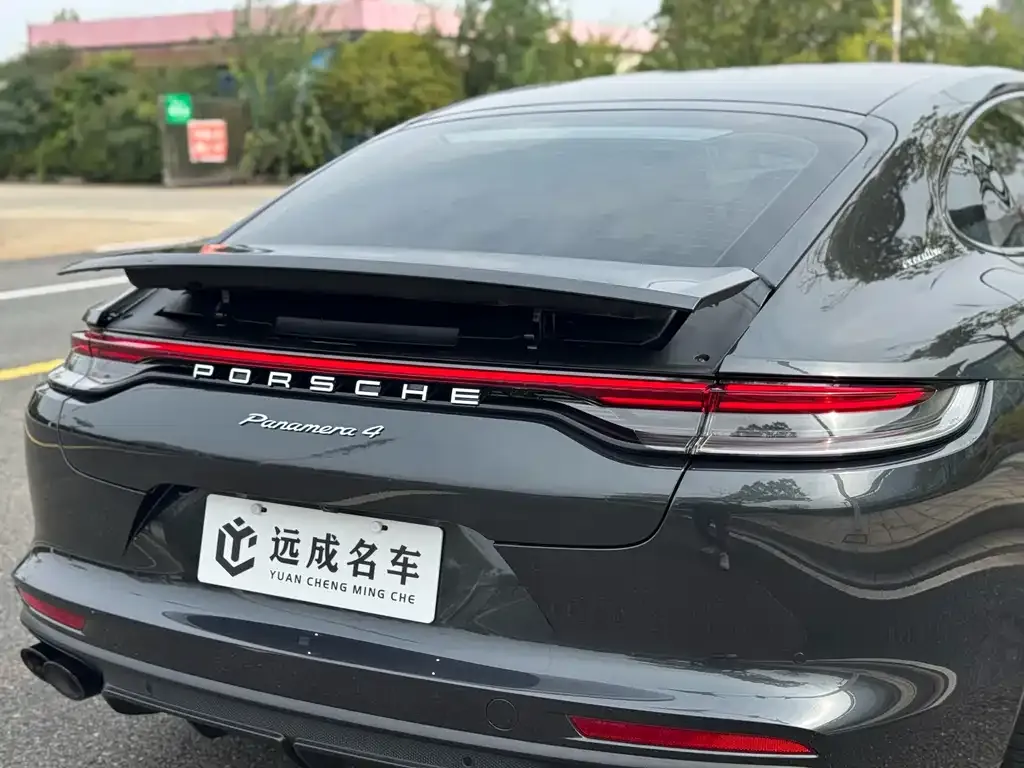 Porsche Panamera — фото 10