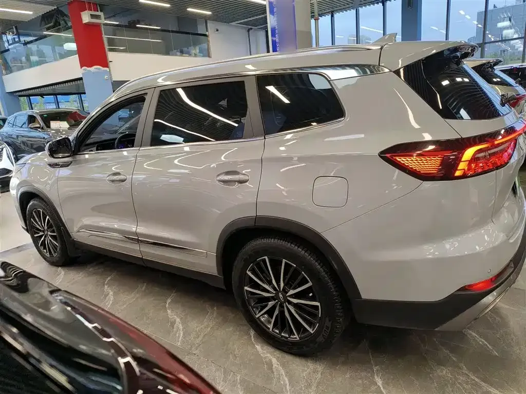 Chery Tiggo 8 PRO — фото 5