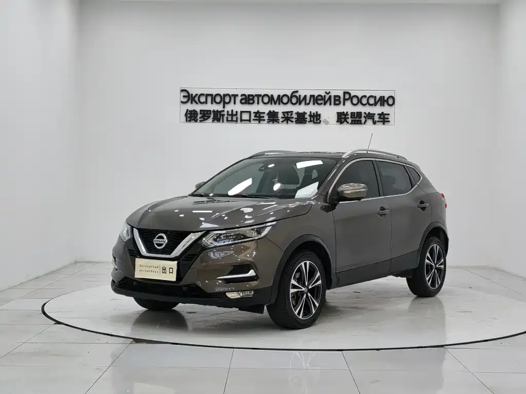 Nissan Qashqai — фото 1