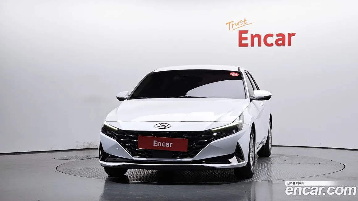 Hyundai AVANTE — фото 3
