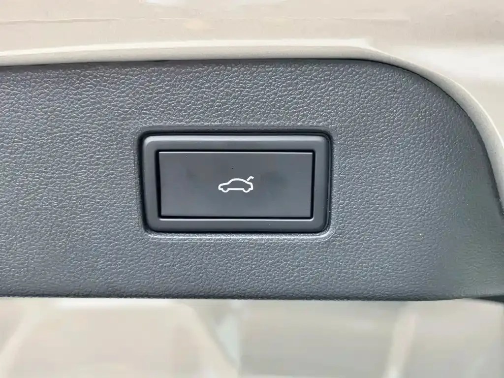 Volkswagen Passat — фото 10