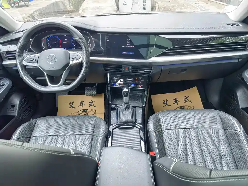 Volkswagen Passat — фото 8