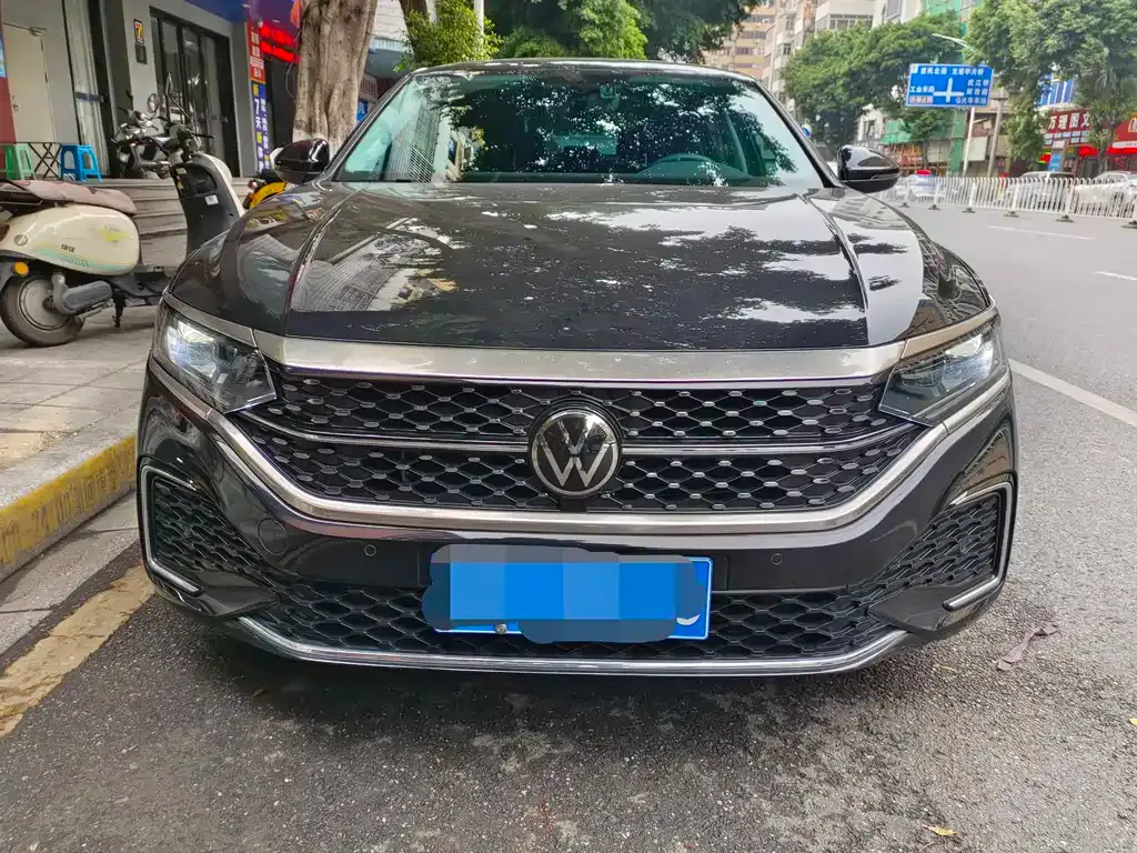 Volkswagen Passat — фото 2