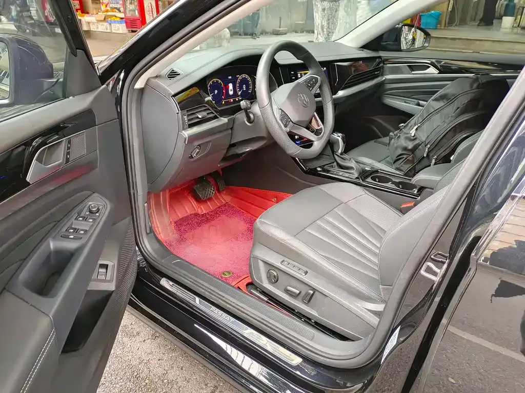 Volkswagen Passat — фото 5