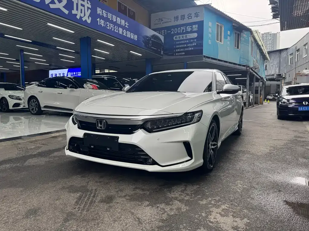 Honda Inspire — фото 1