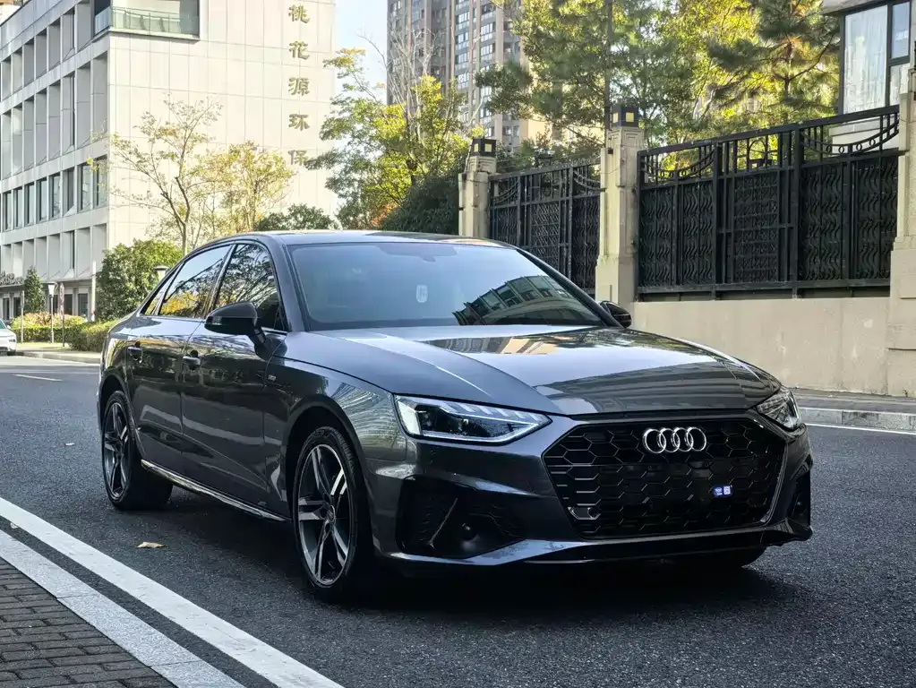 Audi A4L — фото 3