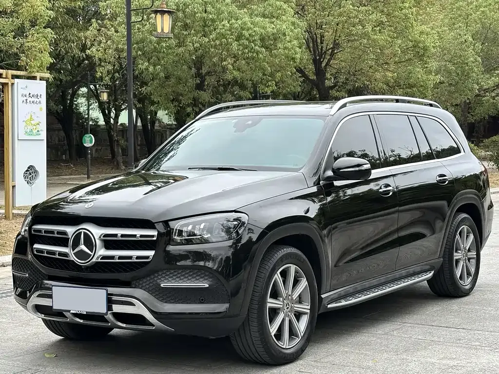 Mercedes-Benz GLS — фото 1