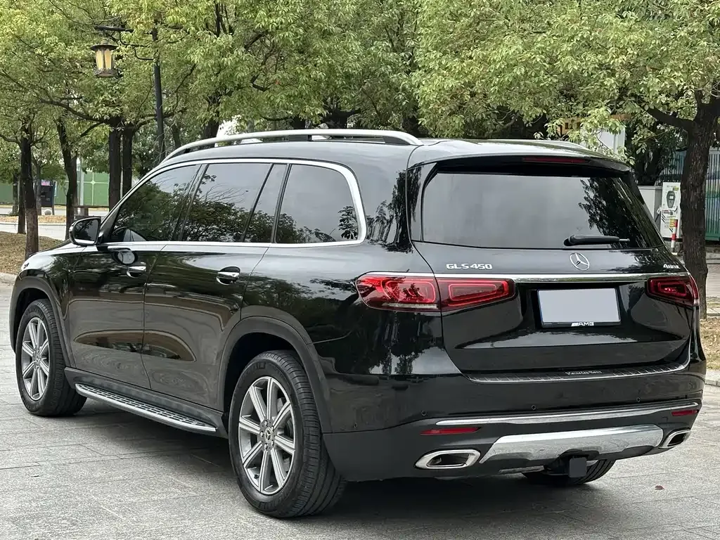 Mercedes-Benz GLS — фото 6