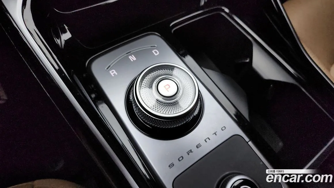 Kia Sorento — фото 9