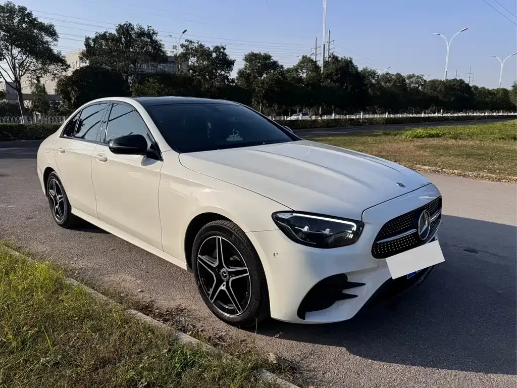 Mercedes-Benz E-Class (Import) — фото 1