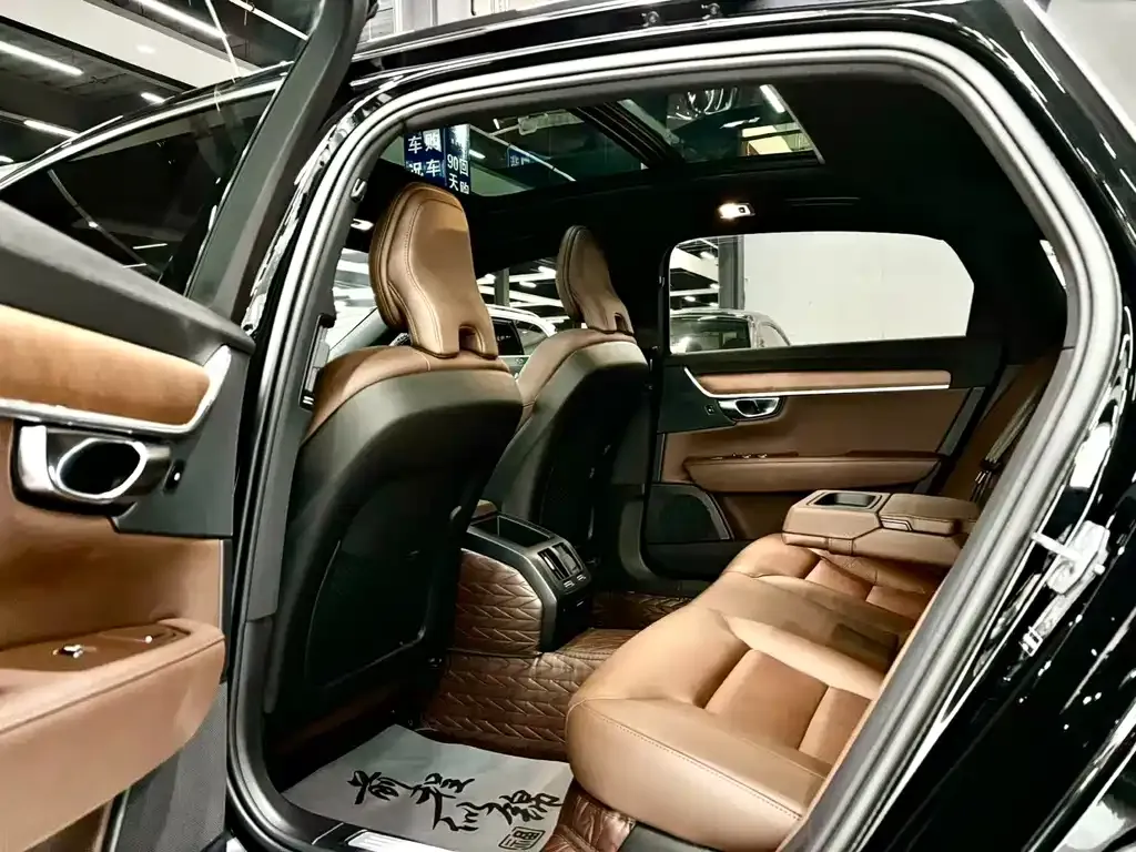 Volvo S90 — фото 6
