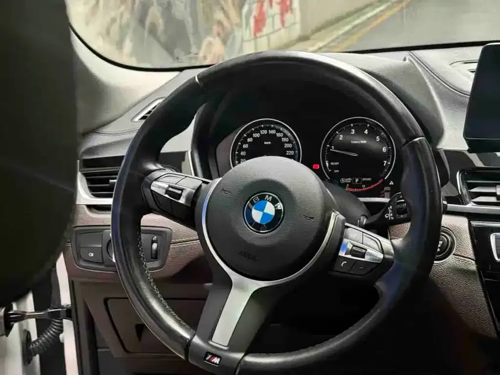 BMW X2 — фото 9