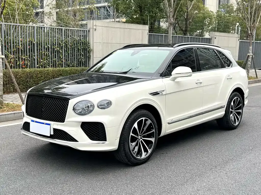 Bentley Bentayga — фото 3