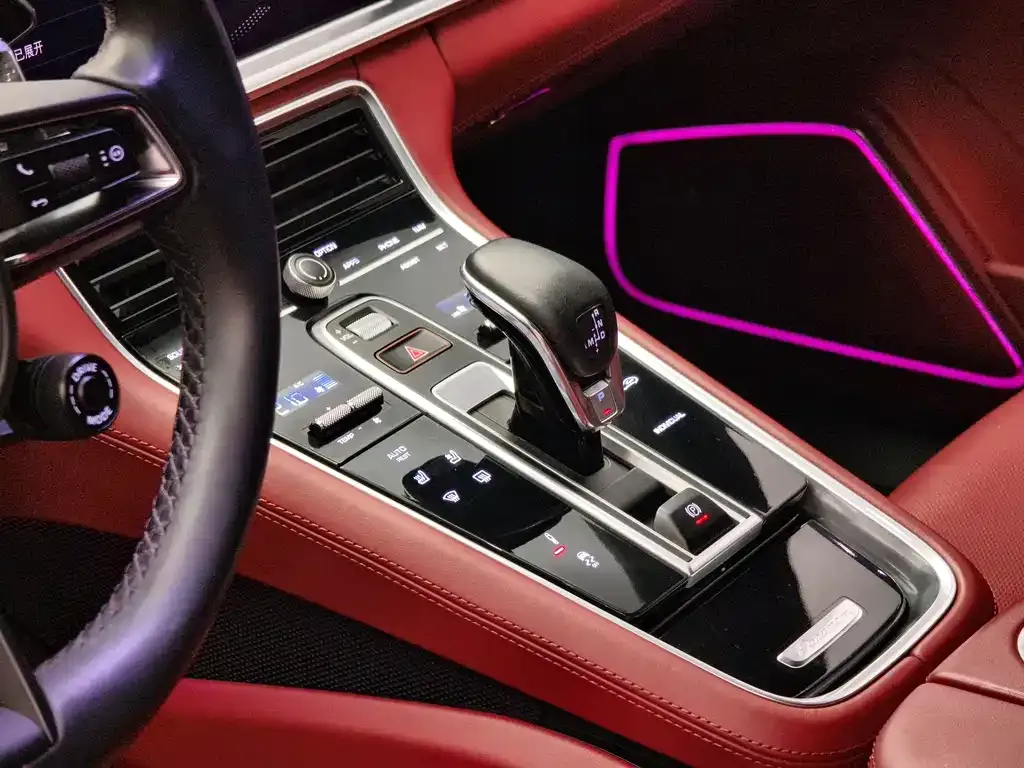 Porsche Panamera Hybrid — фото 8