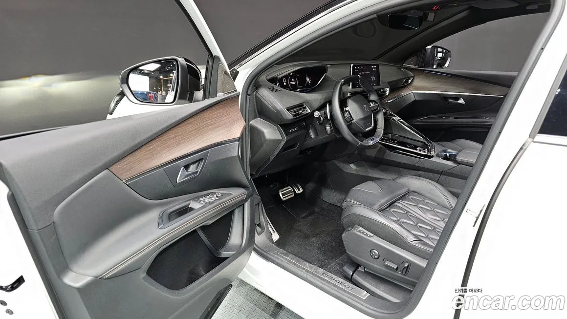 Peugeot 3008 — фото 10