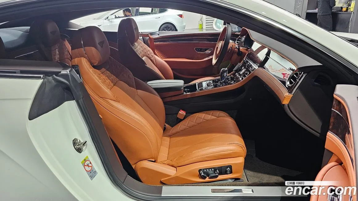 Bentley Continental — фото 10