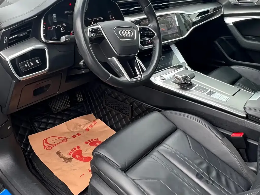 Audi A7 — фото 8