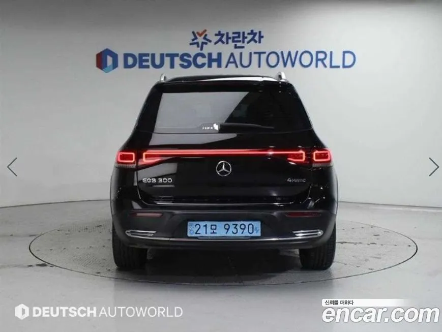 Mercedes-Benz EQB — фото 4