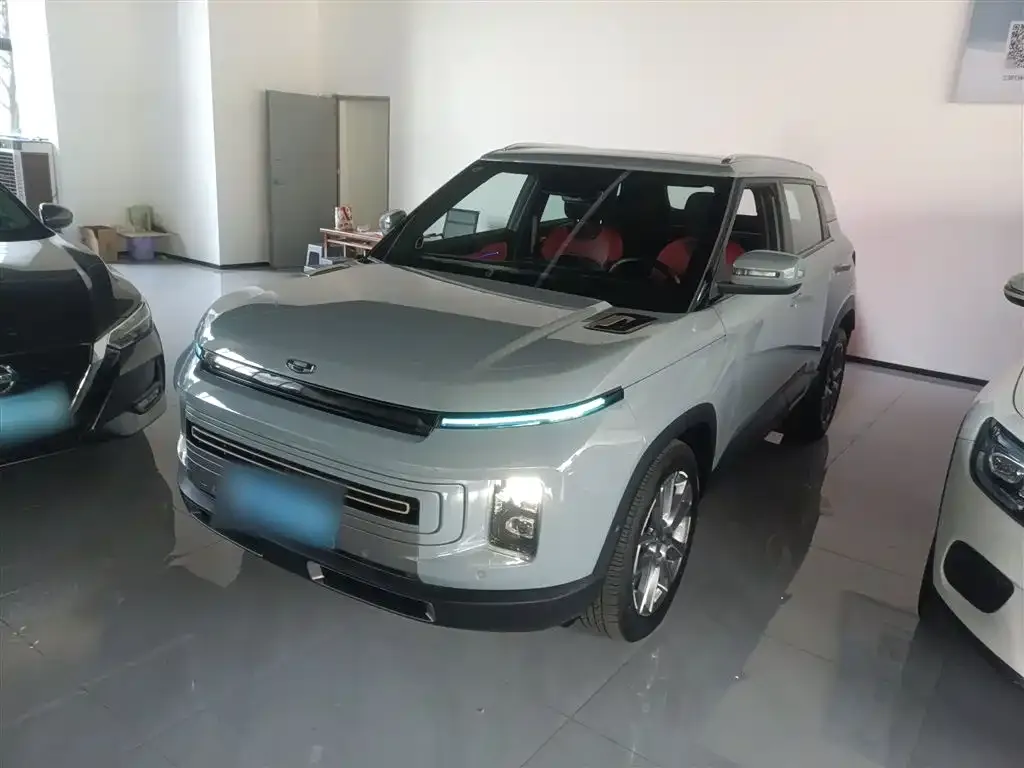 Geely Icon — фото 1