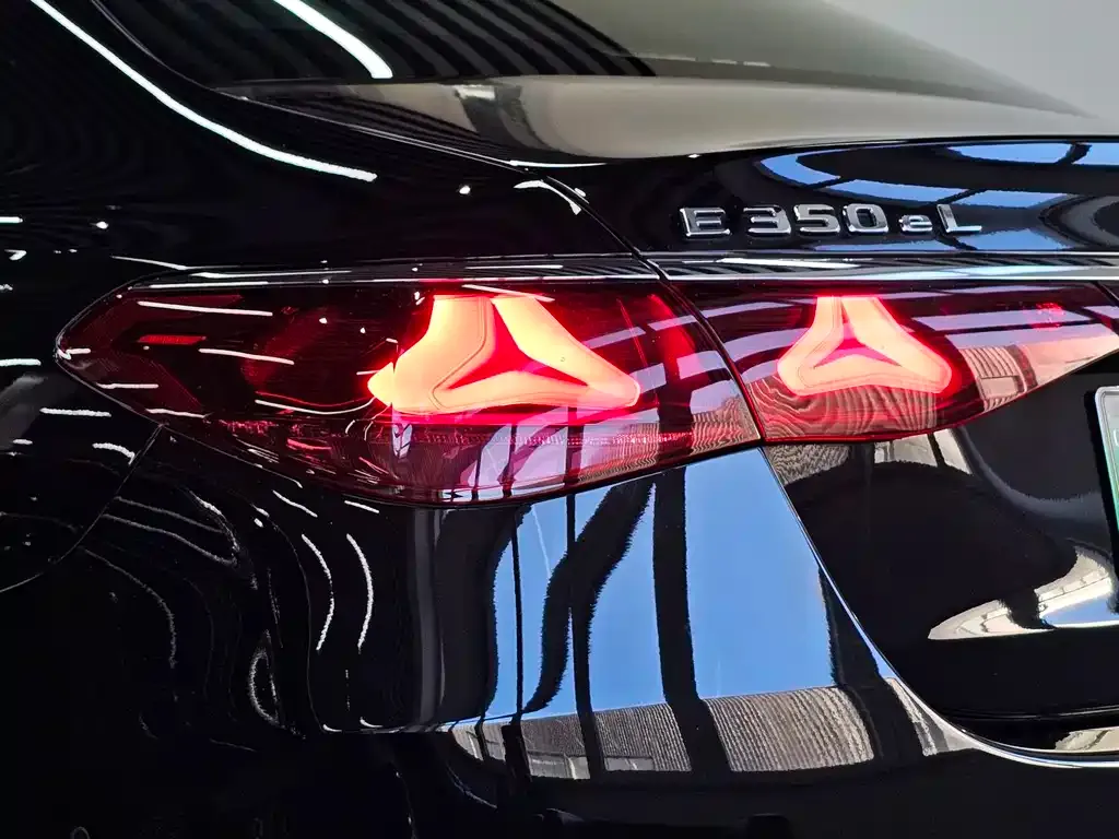 Mercedes-Benz E-Class New Energy — фото 3