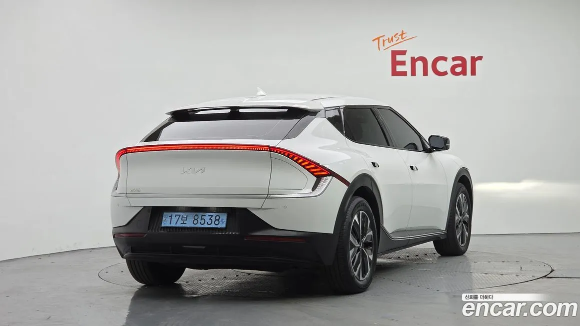 Kia EV6 — фото 4