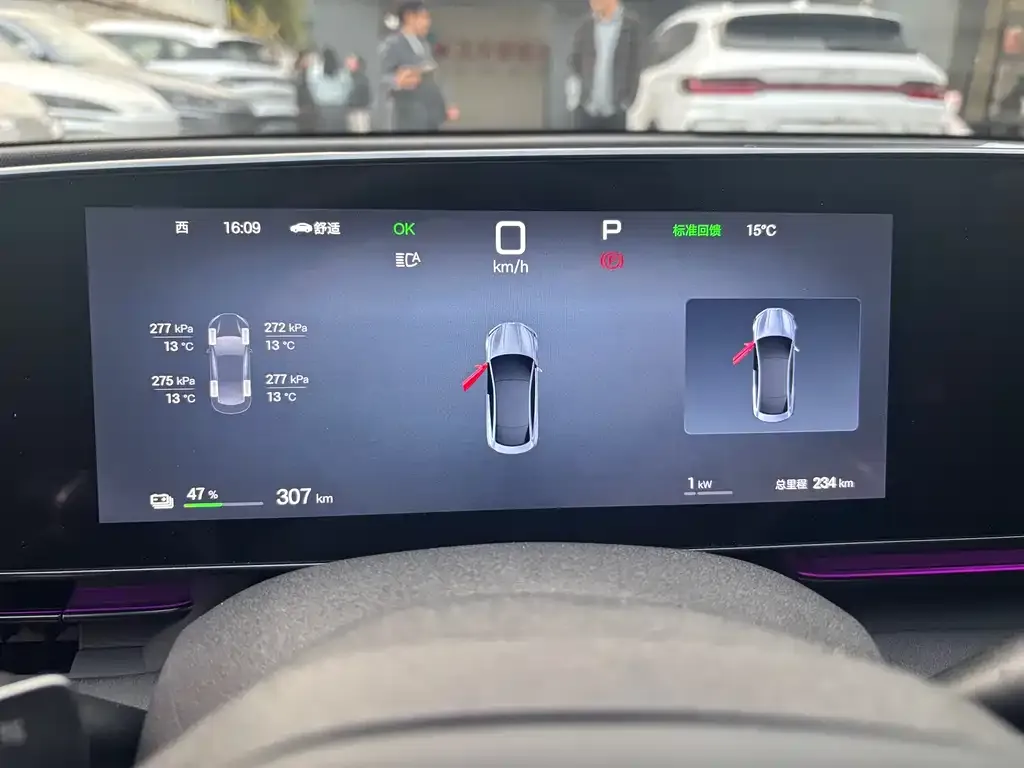 BYD Seal — фото 10