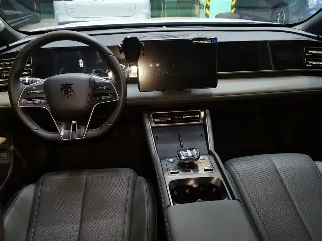 BYD Qin L — фото 10