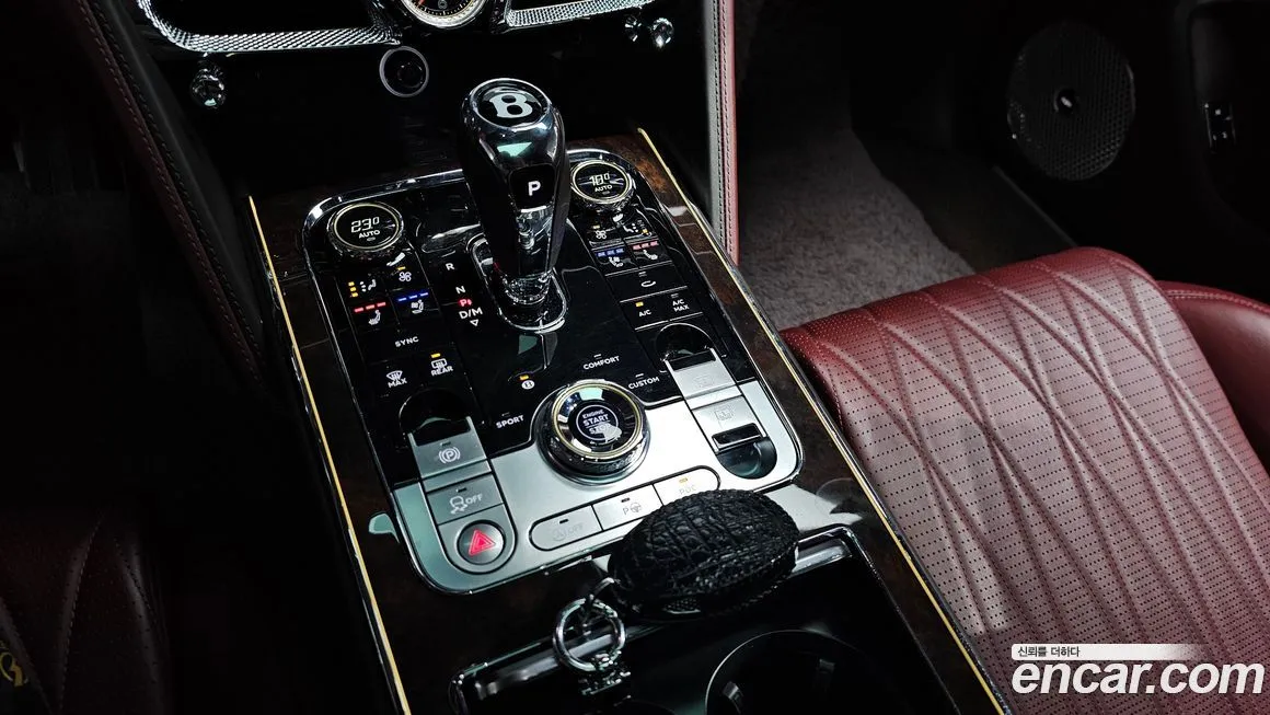 Bentley Flying Spur — фото 9