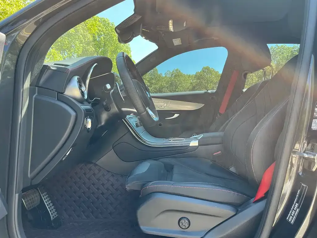 Mercedes-Benz GLC AMG — фото 3