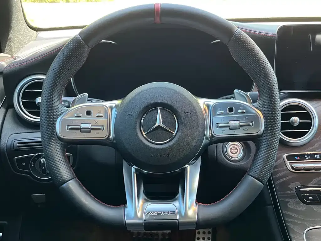 Mercedes-Benz GLC AMG — фото 8