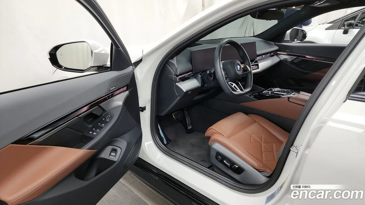BMW i5 — фото 10