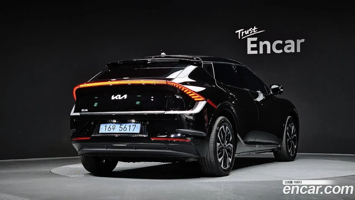 Kia EV6 — фото 2