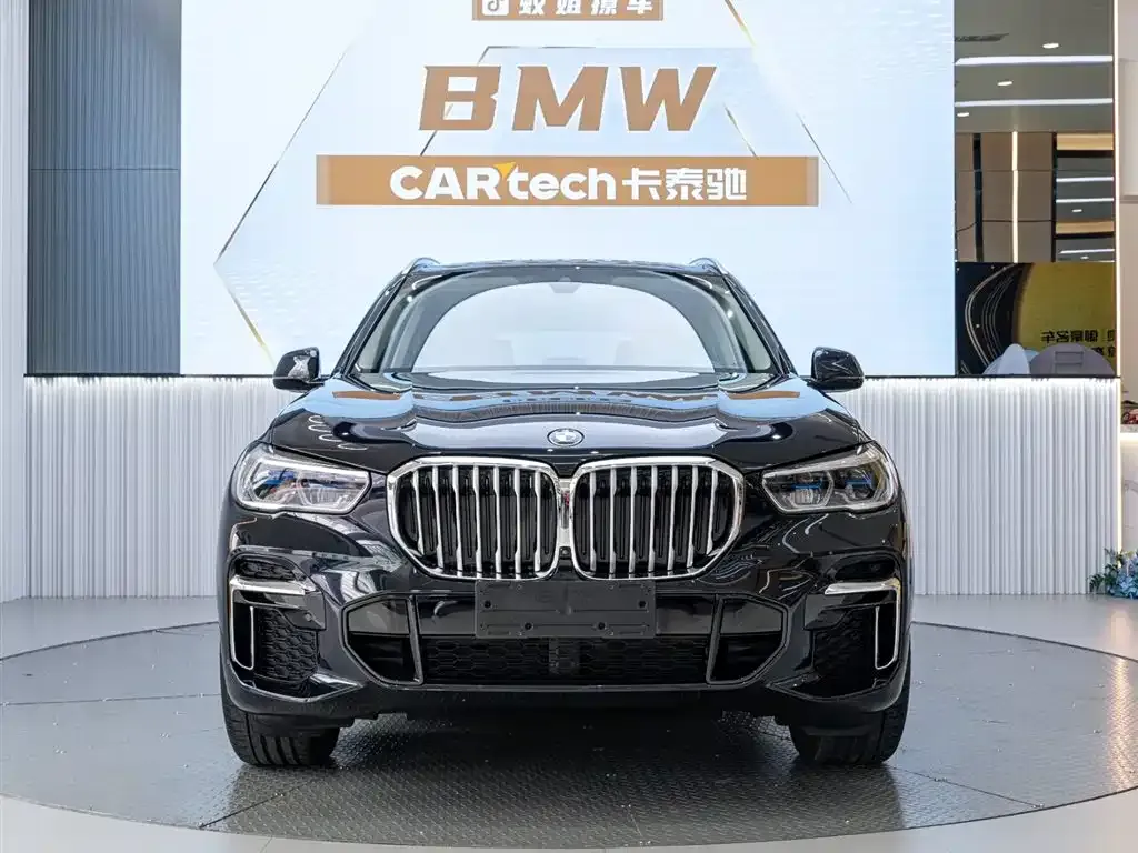 BMW X5 — фото 1