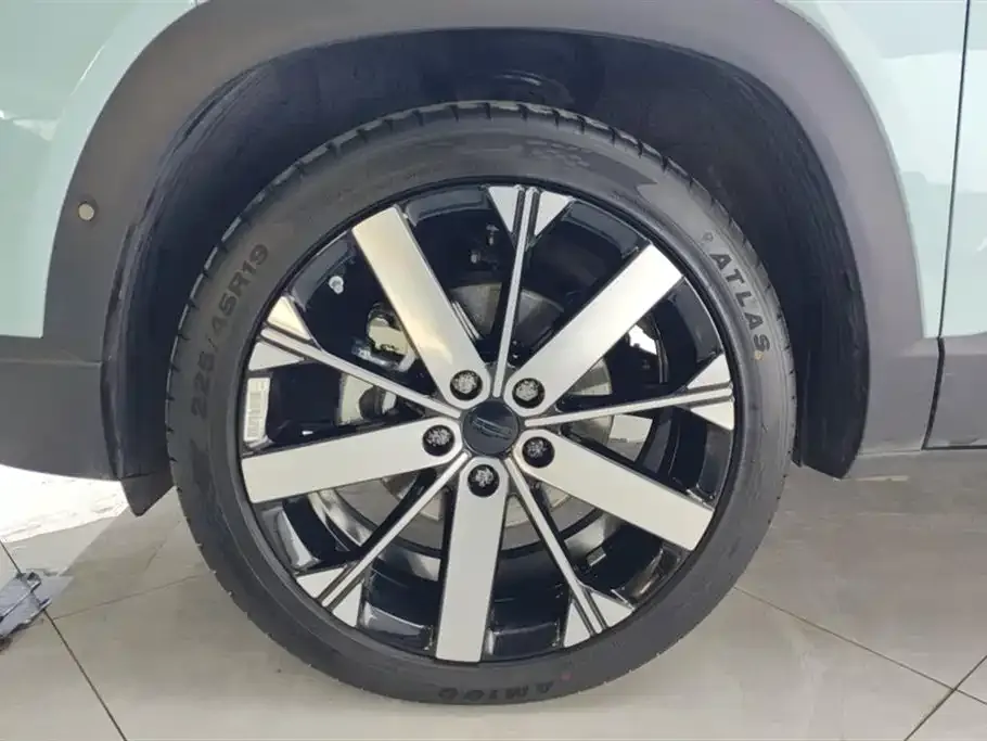 Geely Icon — фото 6