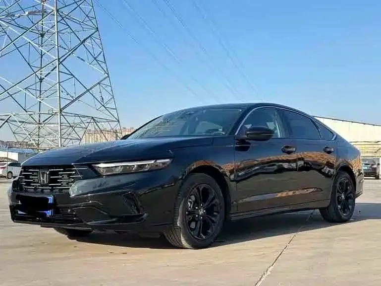 Honda Accord — фото 1