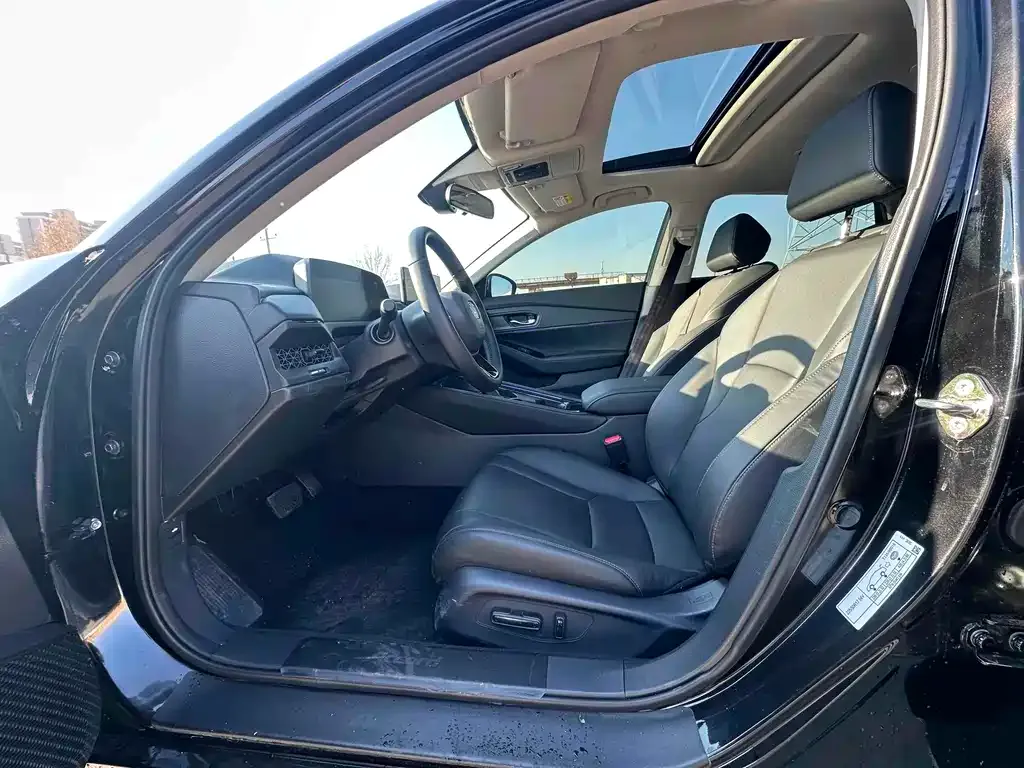 Honda Accord — фото 4