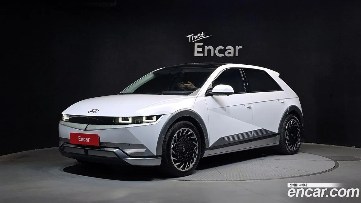 Hyundai Ioniq5 — фото 1