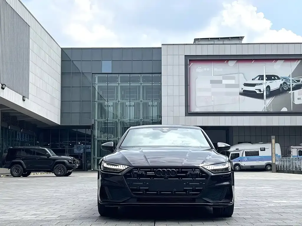 Audi A7L — фото 2
