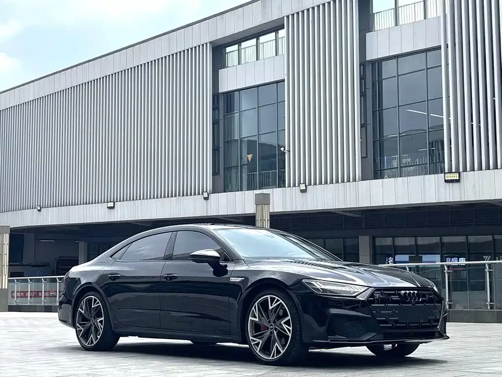 Audi A7L — фото 3