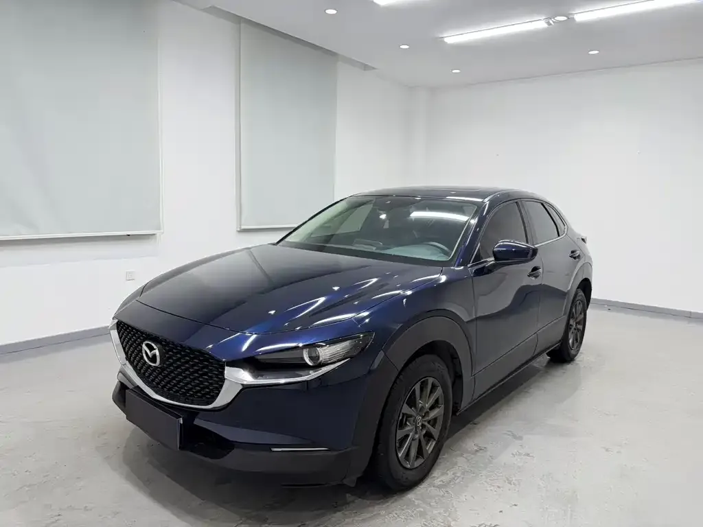 Mazda CX-30 — фото 1