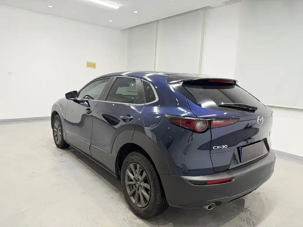 Mazda CX-30 — фото 4